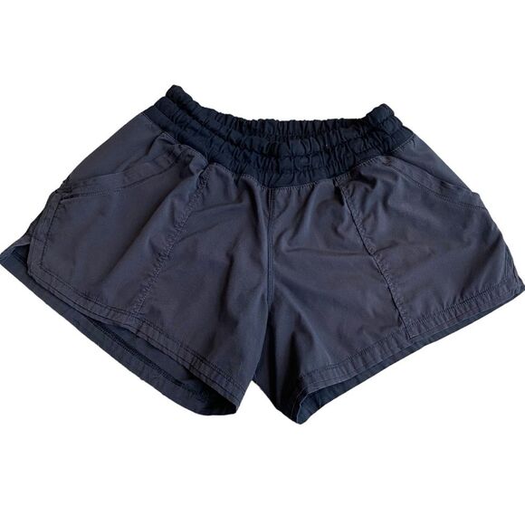 Lululemon Women’s‎ 2 Track That Lined Arhletic Shorts Black Workout Sporty Gym - Picture 1 of 8